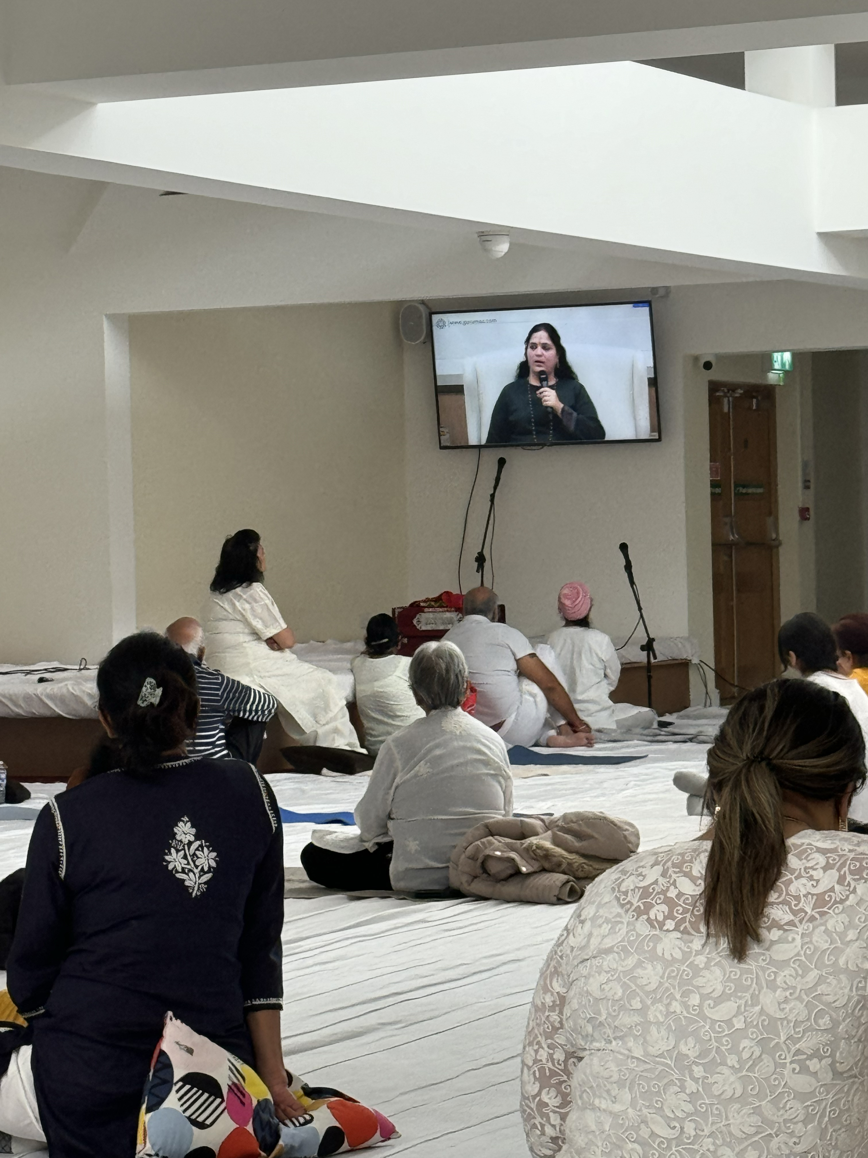 Watching a recorded discourse together